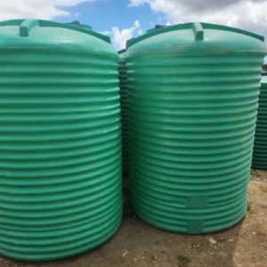 ESTANQUE DE AGUA DE 2.000 LITROS